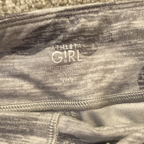 Lightly used good quality white and grey camo athelta leggings girls L/12 - Picture 2 of 4